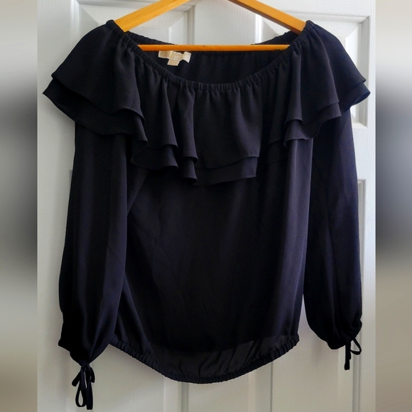 Elegant Black Michael Kors Ruffle Blouse - Size Small - Picture 1 of 5